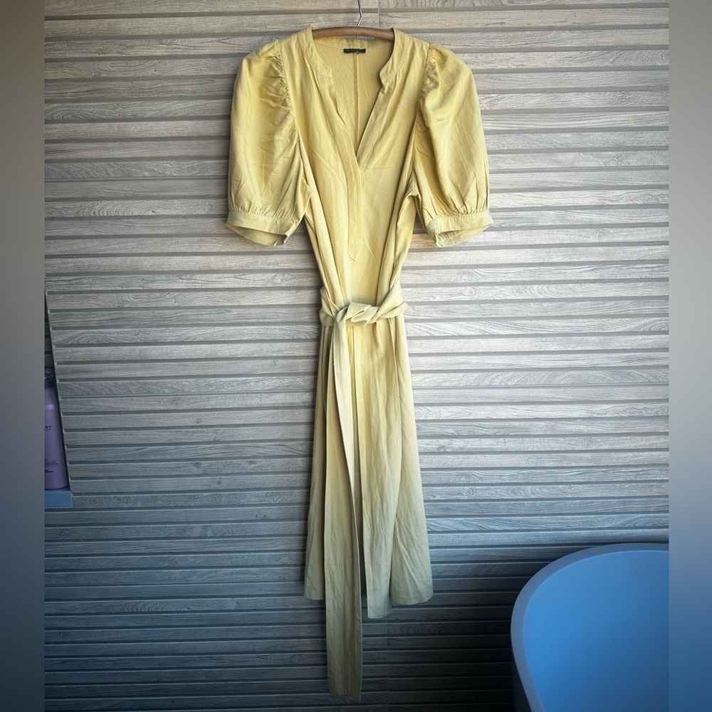 Ann Taylor Long Sleeve Buttery Yellow LINEN Dress